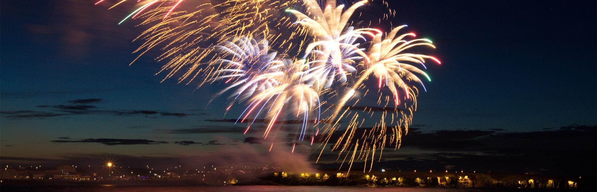 reykjanes, fireworks, iceland, new years eve
